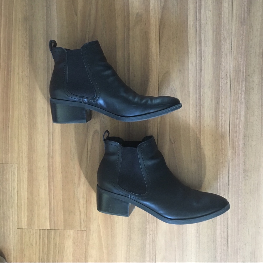 Ankle boots